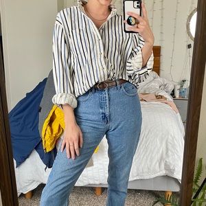 Eddie-Bauer Button Up